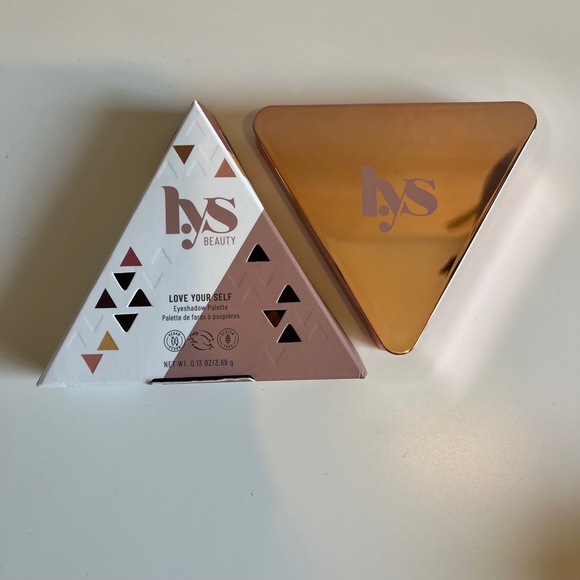 NEW Lys Beauty Love Your Self Eyeshadow Palette in Empowered - Picture 3 of 5